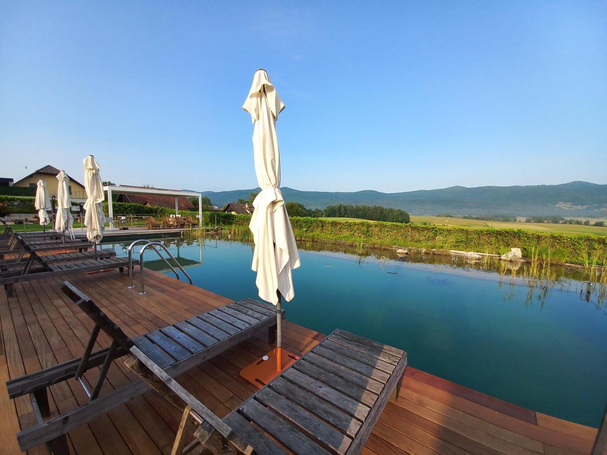 Glamping Maleric With Natural Pool Dragatuš الغرفة الصورة